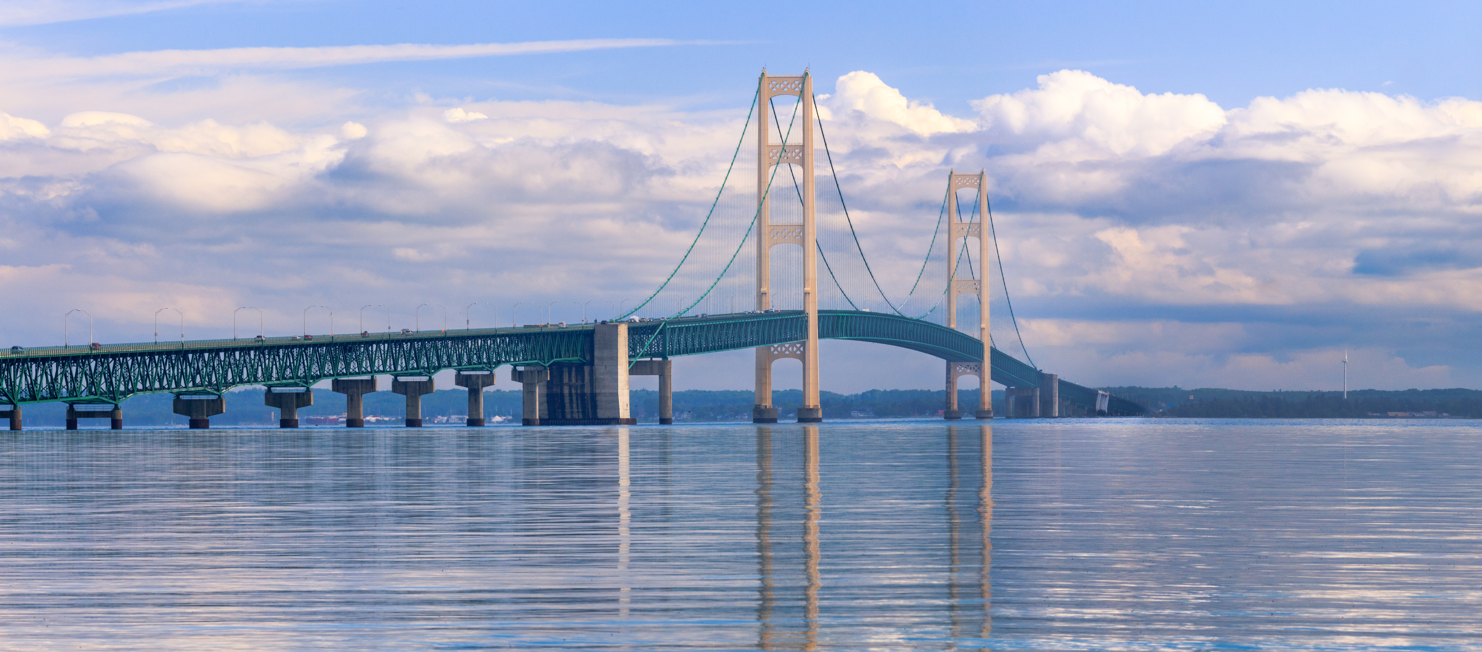 Are Michigan and Huron actually one large Great Lake?